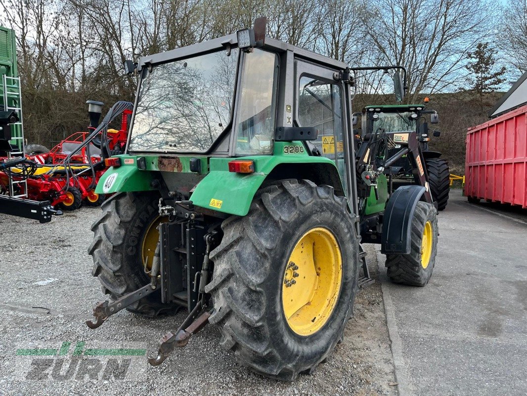 Traktor des Typs John Deere 3200, Gebrauchtmaschine in Oberessendorf (Bild 8)