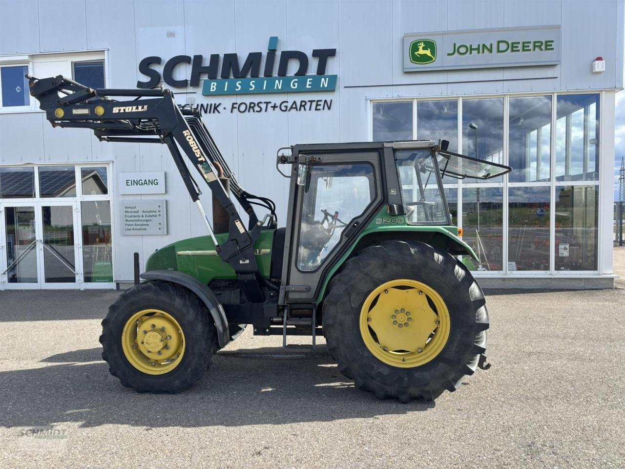 Traktor of the type John Deere 3200, Gebrauchtmaschine in Herbrechtingen (Picture 1)