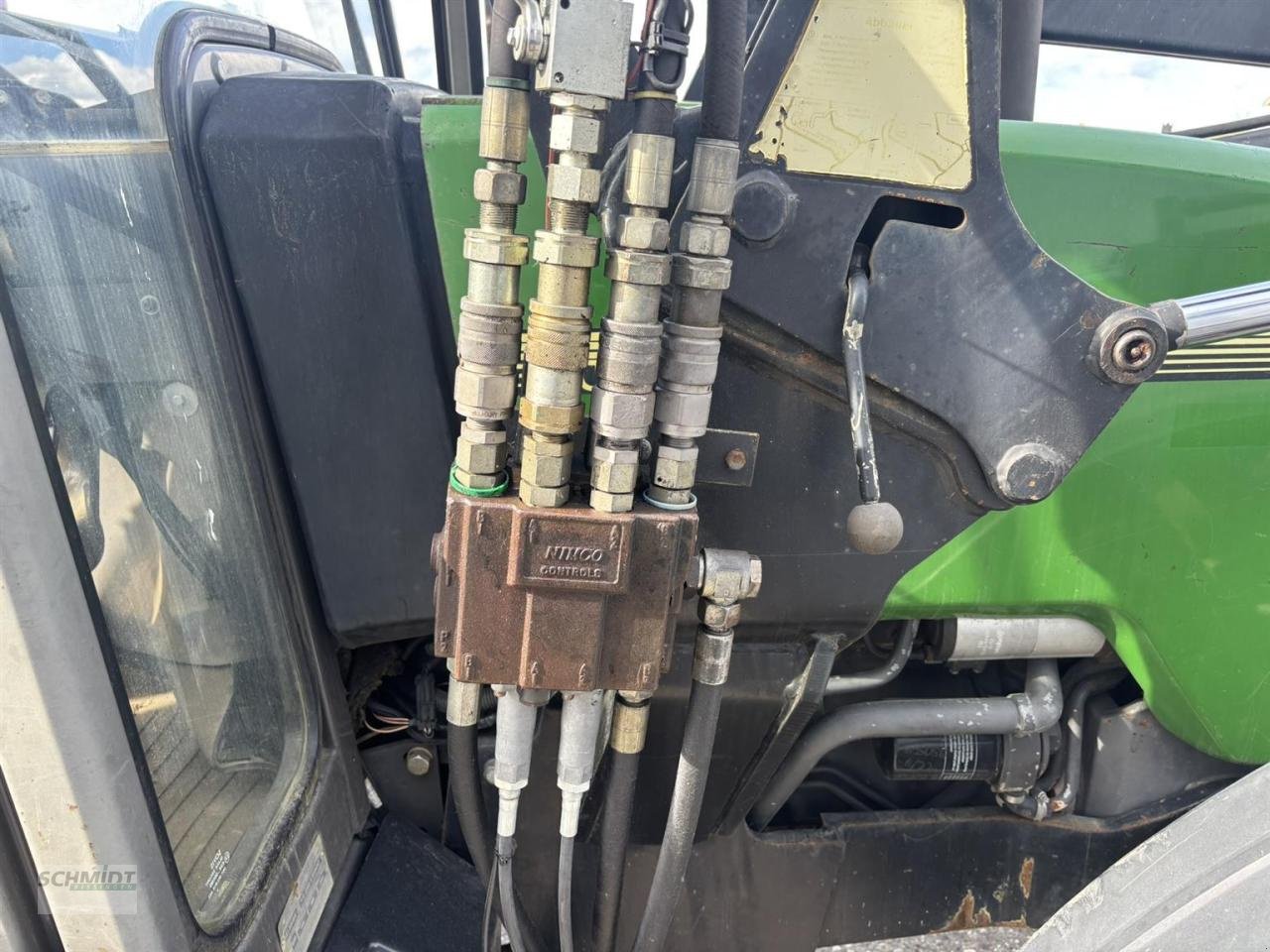 Traktor of the type John Deere 3200, Gebrauchtmaschine in Herbrechtingen (Picture 19)