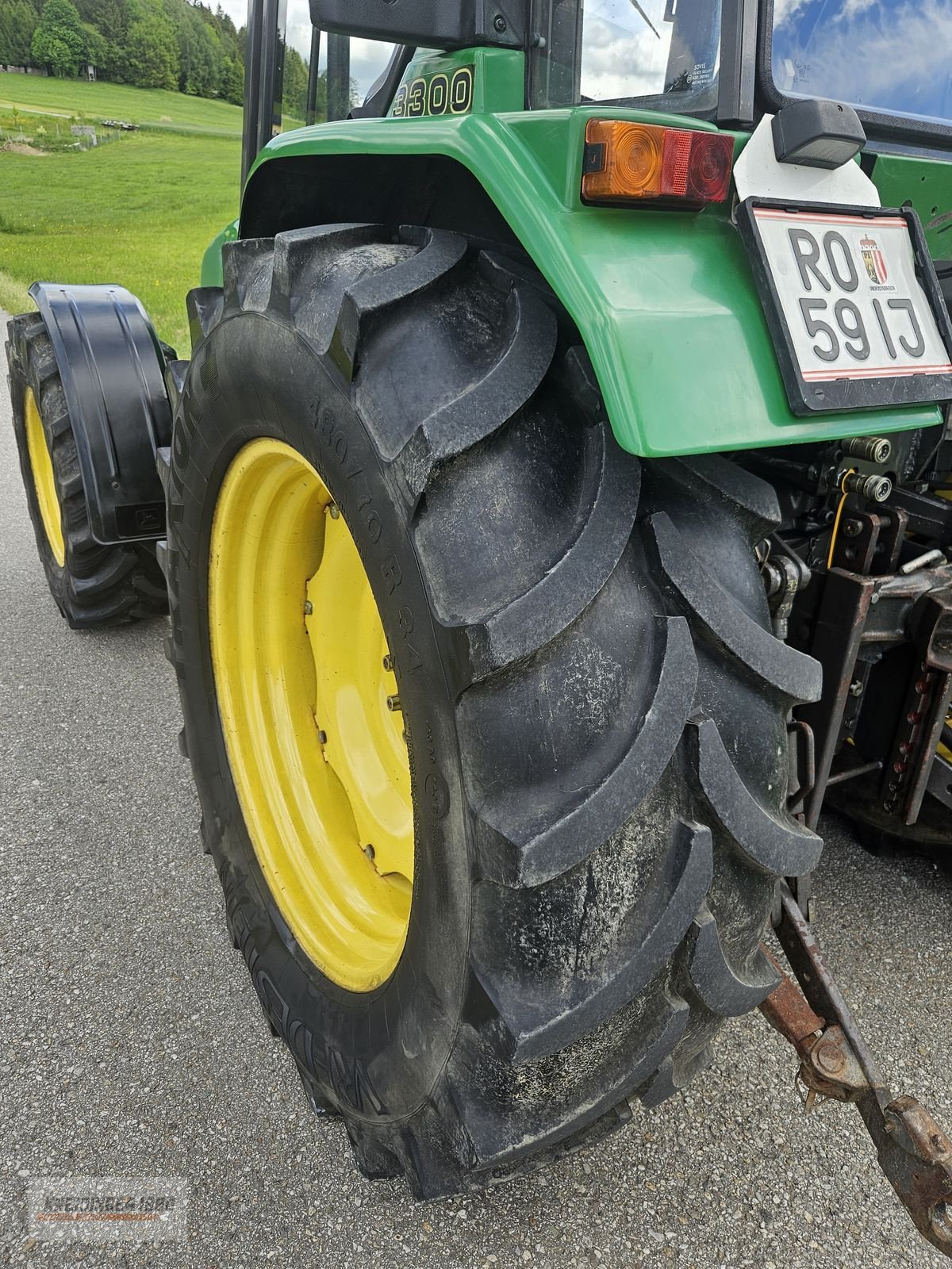 Traktor of the type John Deere 3300 X, Gebrauchtmaschine in Altenfelden (Picture 4)