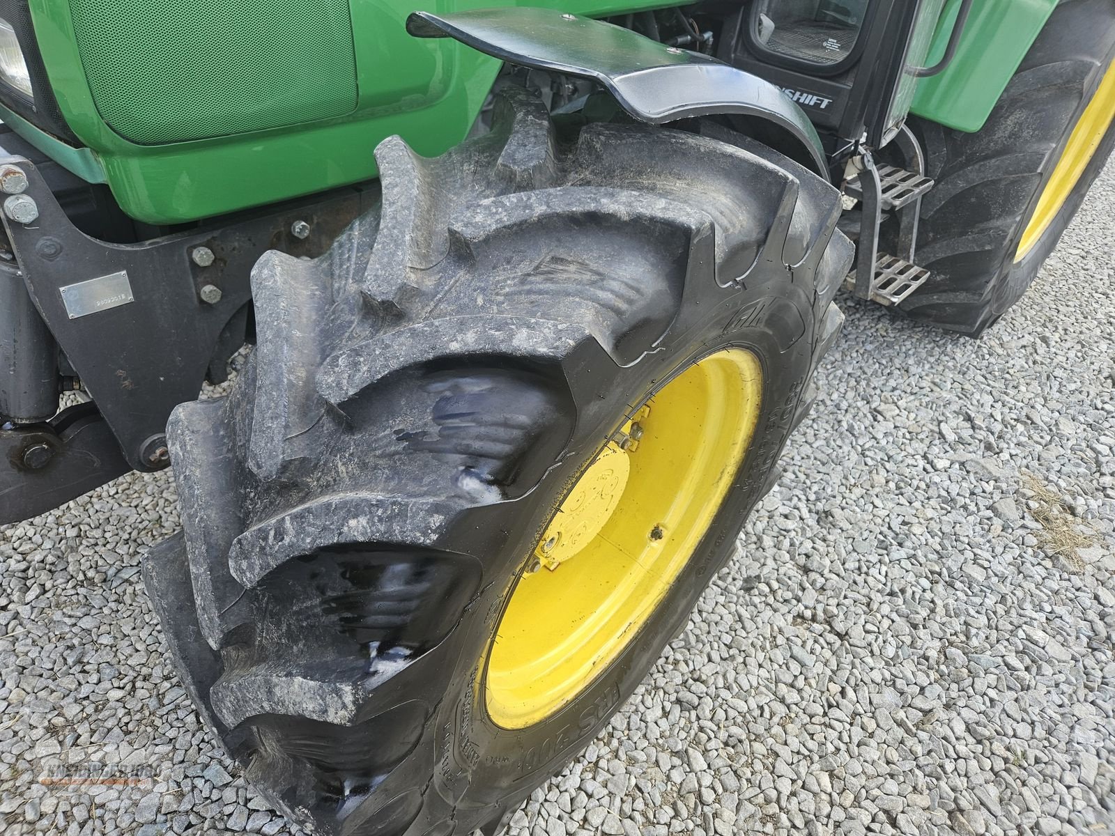 Traktor of the type John Deere 3300 X, Gebrauchtmaschine in Altenfelden (Picture 29)