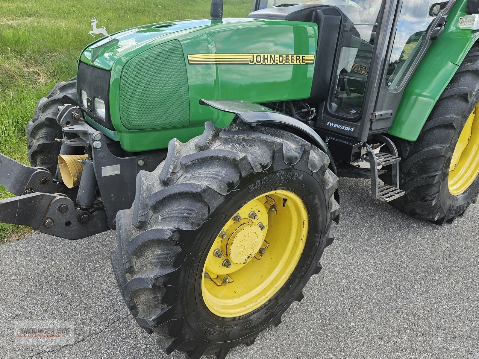 Traktor of the type John Deere 3300 X, Gebrauchtmaschine in Altenfelden (Picture 16)
