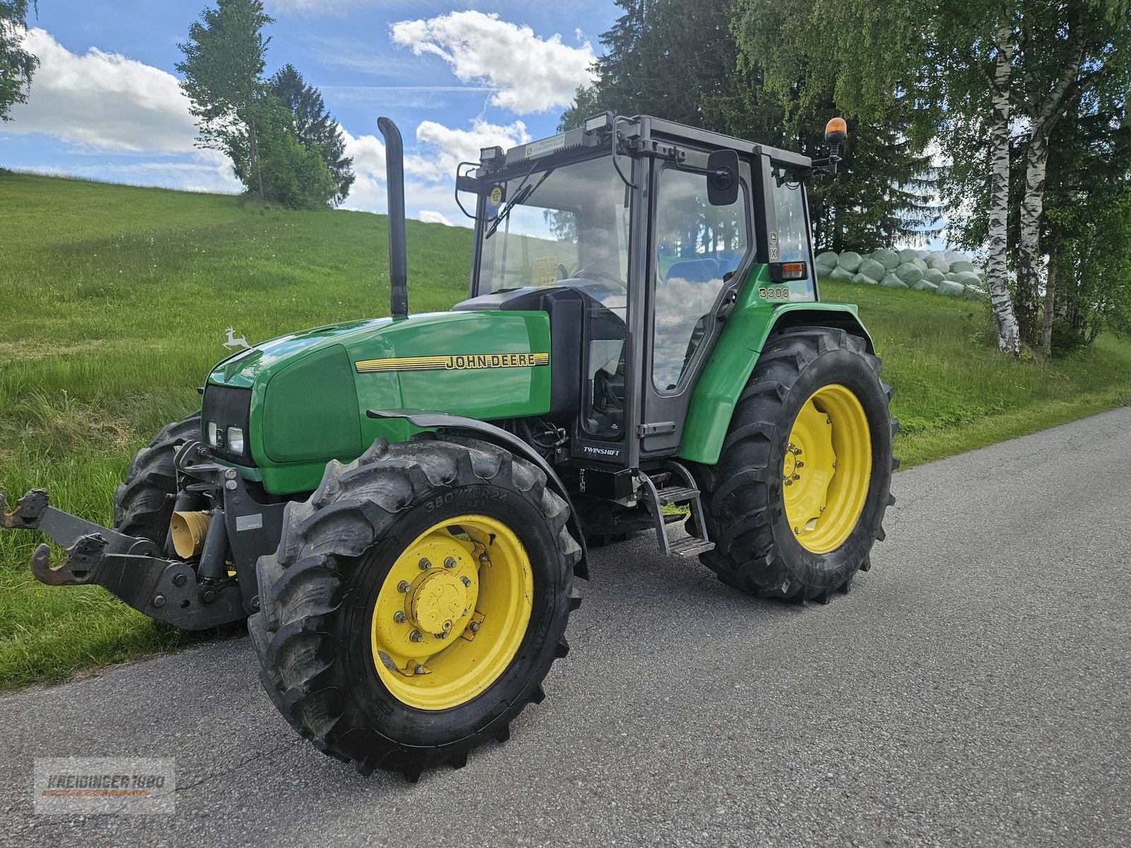 Traktor of the type John Deere 3300 X, Gebrauchtmaschine in Altenfelden (Picture 22)