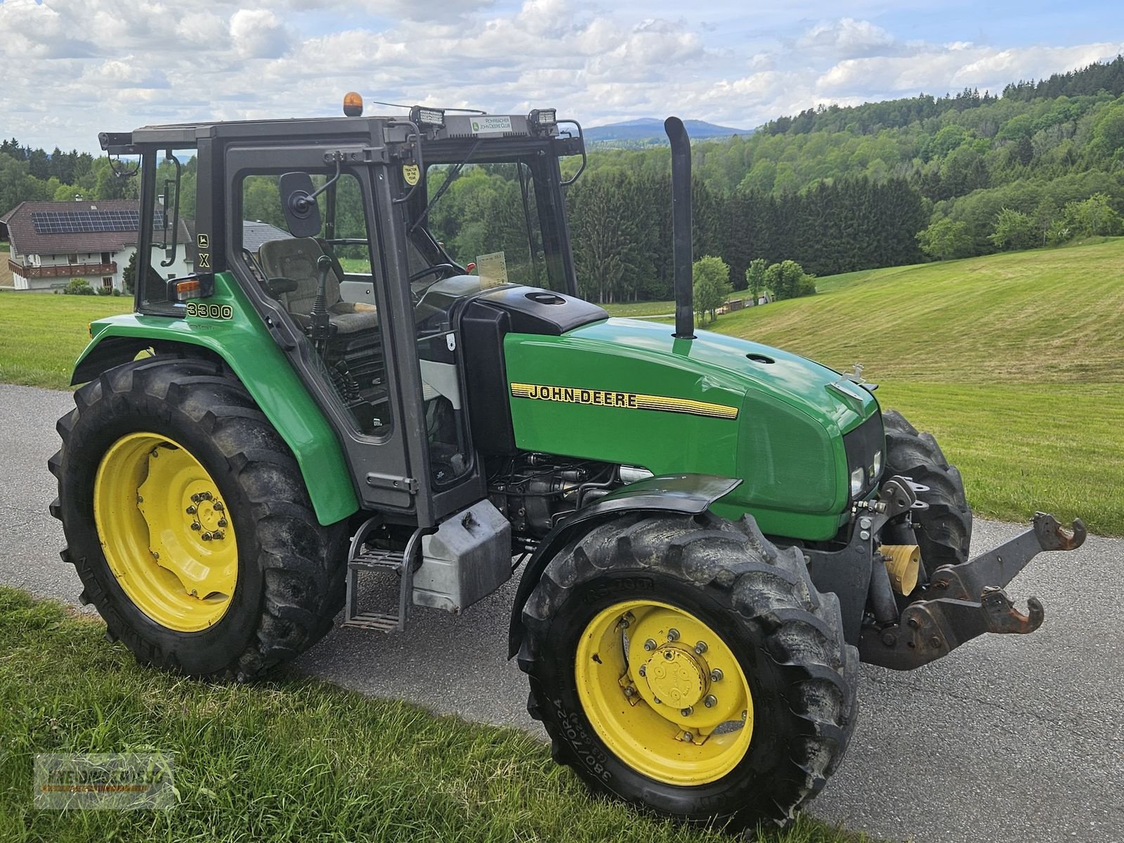 Traktor of the type John Deere 3300 X, Gebrauchtmaschine in Altenfelden (Picture 18)