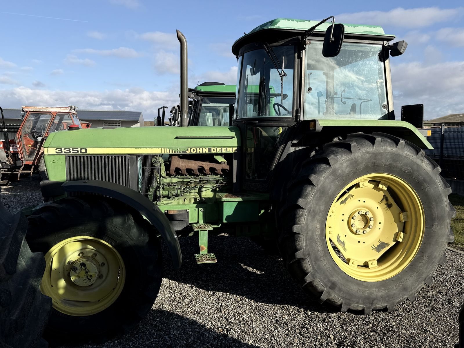 Traktor typu John Deere 3350, Gebrauchtmaschine w Hohenruppersdorf (Zdjęcie 2)