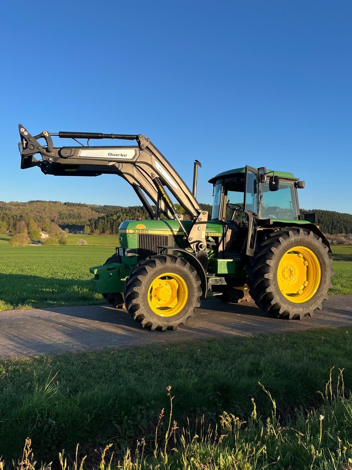 Traktor van het type John Deere 3350, Gebrauchtmaschine in Wawern (Foto 1)
