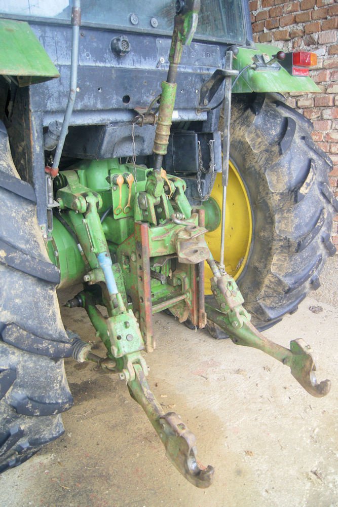 Traktor типа John Deere 3350, Gebrauchtmaschine в Geiselhöring (Фотография 10)