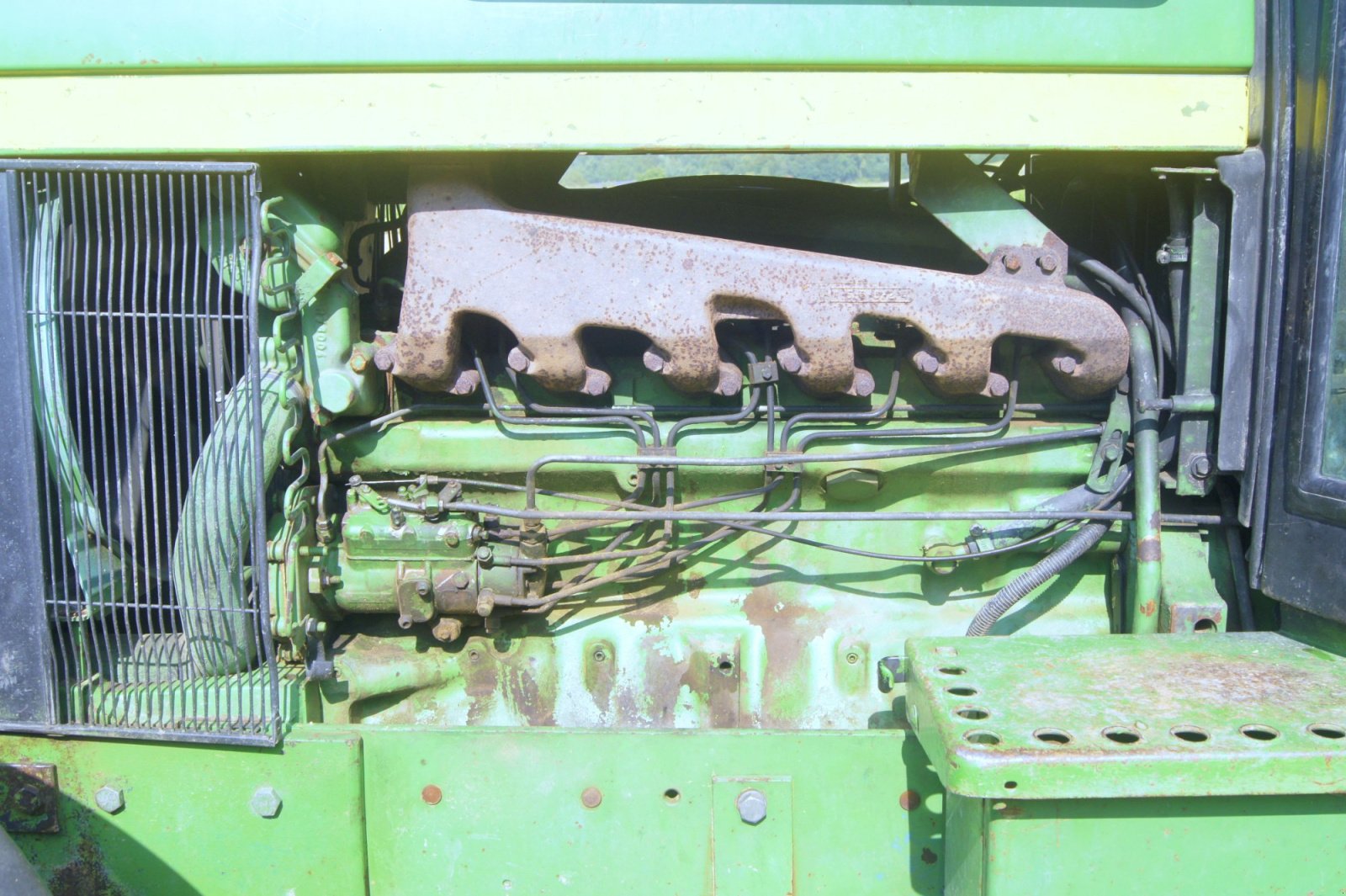 Traktor типа John Deere 3350, Gebrauchtmaschine в Geiselhöring (Фотография 14)