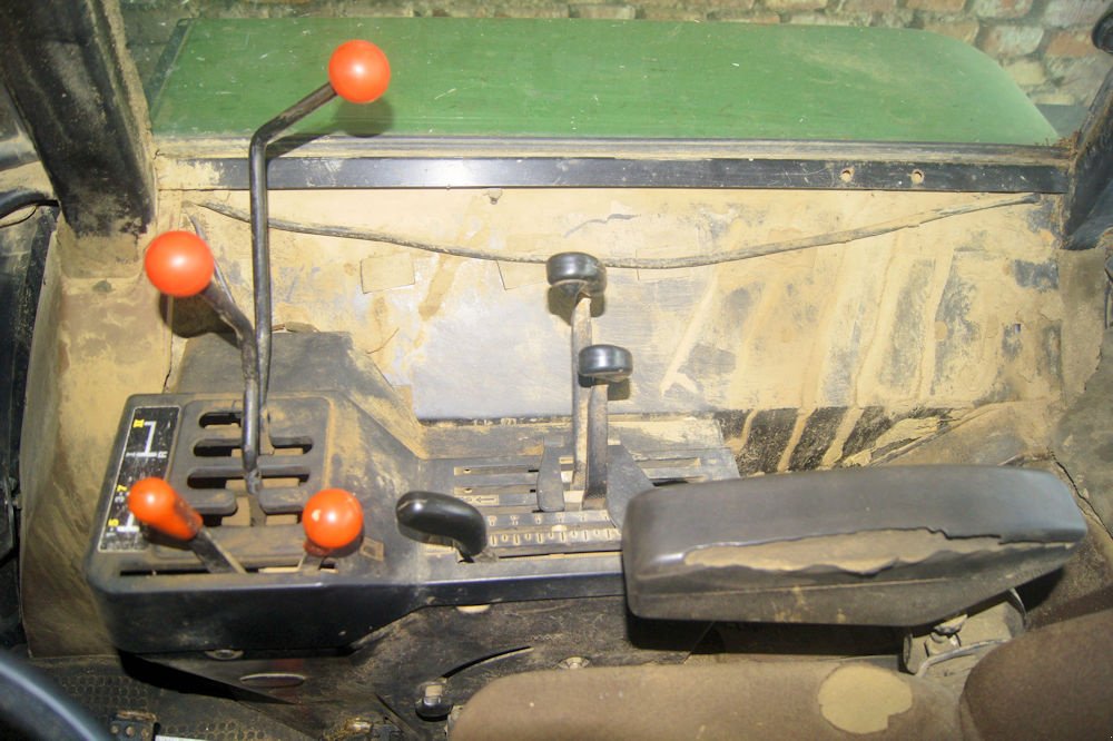 Traktor типа John Deere 3350, Gebrauchtmaschine в Geiselhöring (Фотография 21)