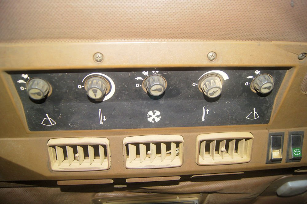 Traktor типа John Deere 3350, Gebrauchtmaschine в Geiselhöring (Фотография 22)