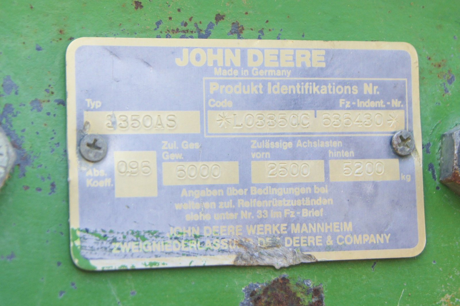 Traktor типа John Deere 3350, Gebrauchtmaschine в Geiselhöring (Фотография 27)