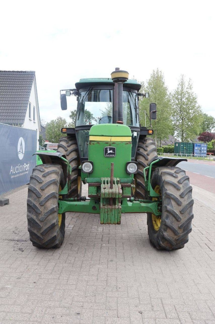Traktor del tipo John Deere 3350A, Gebrauchtmaschine en Antwerpen (Imagen 9)