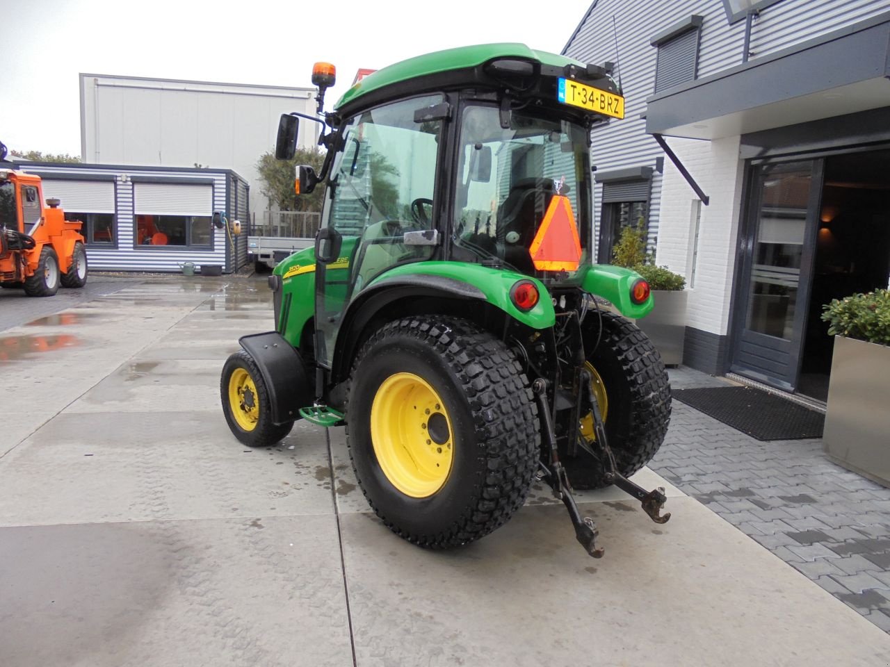 Traktor tip John Deere 3520, Gebrauchtmaschine in Hedel (Poză 4)