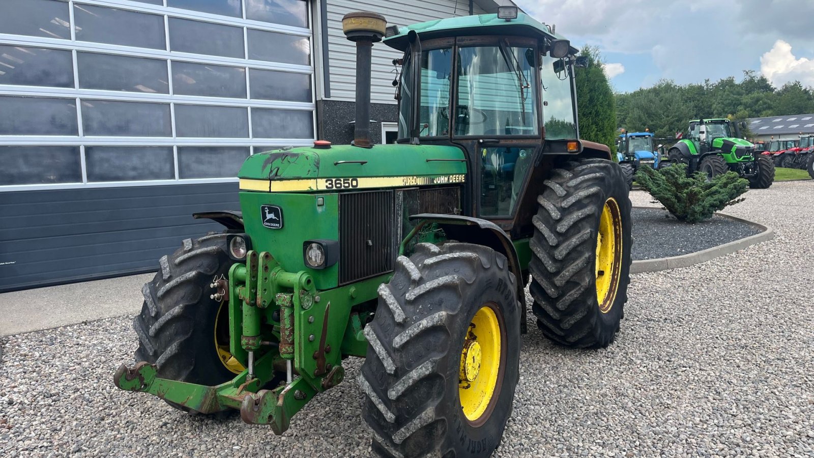 Traktor tipa John Deere 3650 Med frontlift, Gebrauchtmaschine u Lintrup (Slika 2)