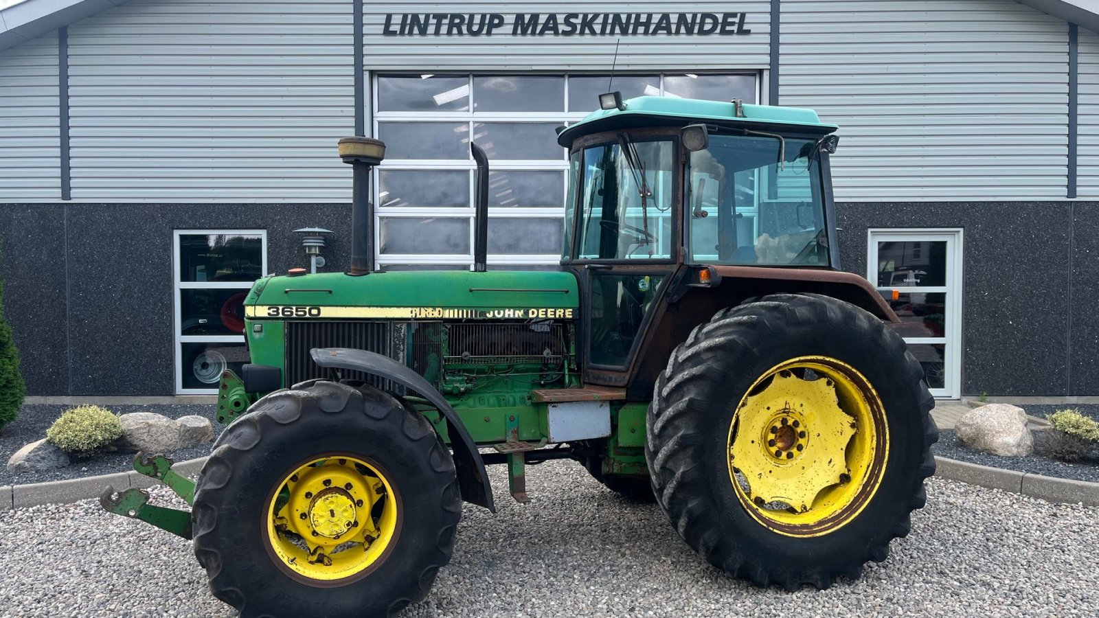 Traktor tipa John Deere 3650 Med frontlift, Gebrauchtmaschine u Lintrup (Slika 1)