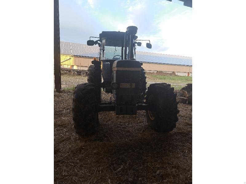 Traktor typu John Deere 3650, Gebrauchtmaschine v LE PONT CHRETIEN (Obrázek 3)