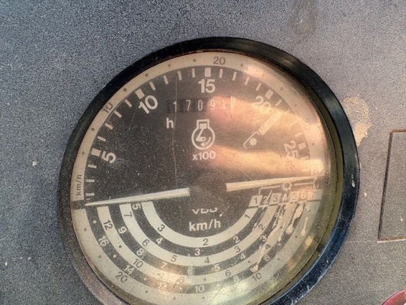 Traktor van het type John Deere 3650, Gebrauchtmaschine in St. - Jacobiparochie (Foto 8)