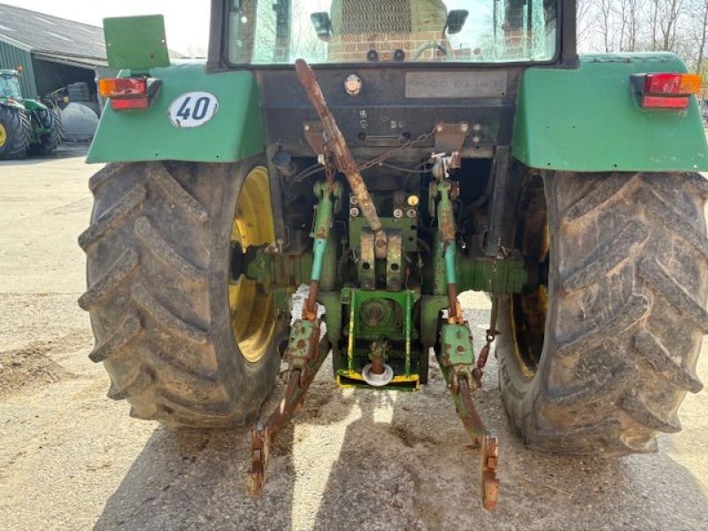 Traktor van het type John Deere 3650, Gebrauchtmaschine in St. - Jacobiparochie (Foto 6)