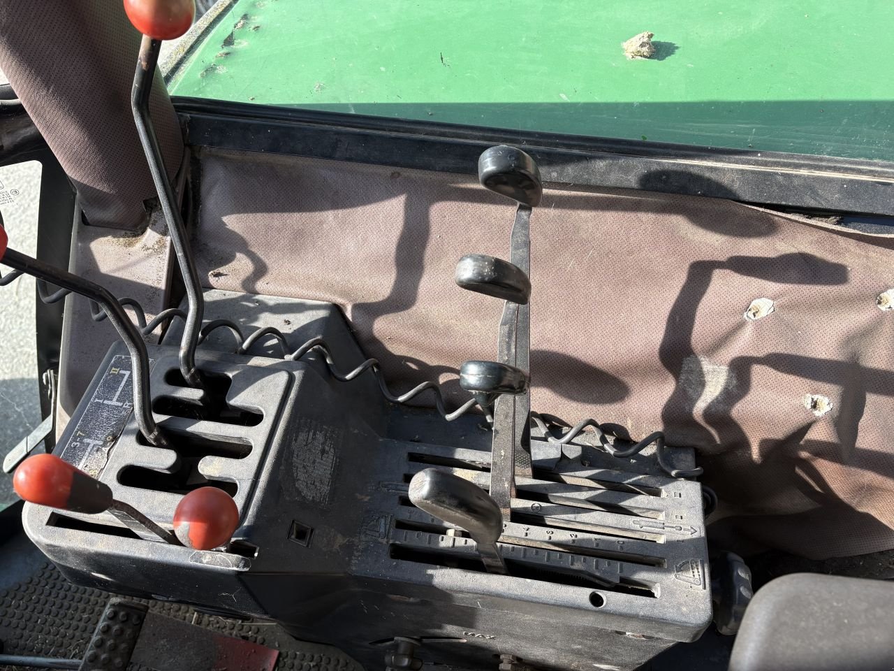 Traktor van het type John Deere 3650, Gebrauchtmaschine in St. - Jacobiparochie (Foto 7)