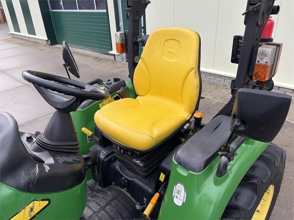 Traktor del tipo John Deere 3720 3 Speed e-Hydro & frontloader, Gebrauchtmaschine en Bant (Imagen 9)