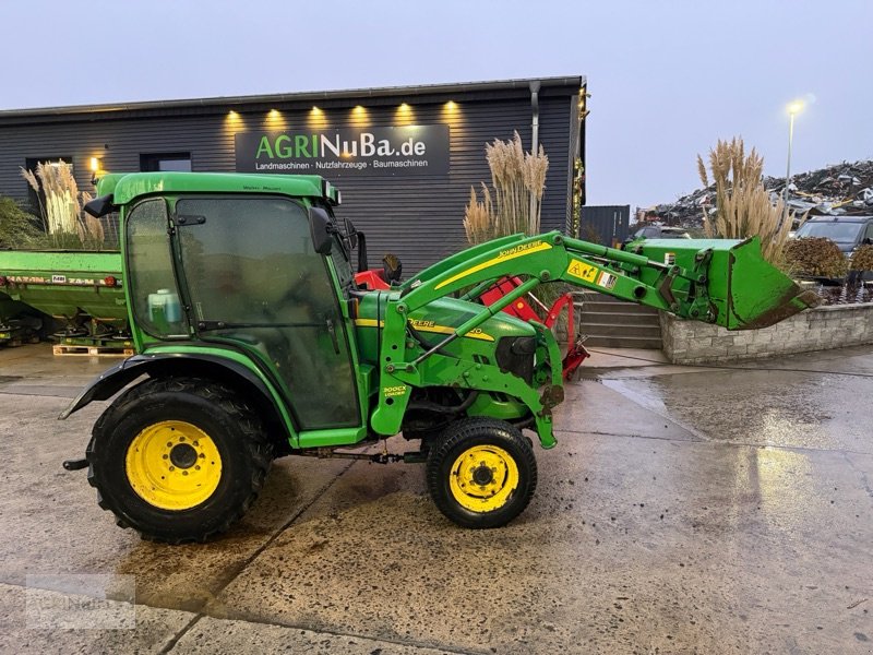 Traktor του τύπου John Deere 3720 mit Frontlader, Gebrauchtmaschine σε Prenzlau (Φωτογραφία 2)
