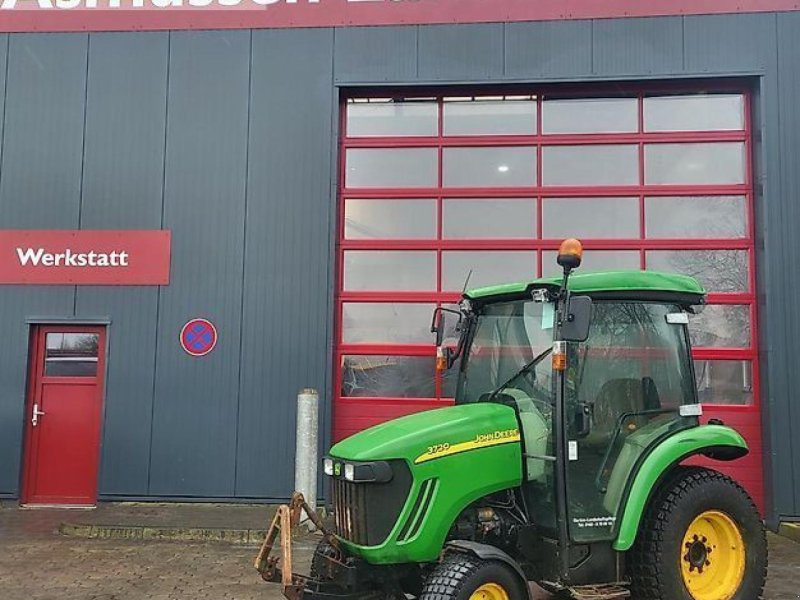 Traktor des Typs John Deere 3720, Gebrauchtmaschine in STEDESAND