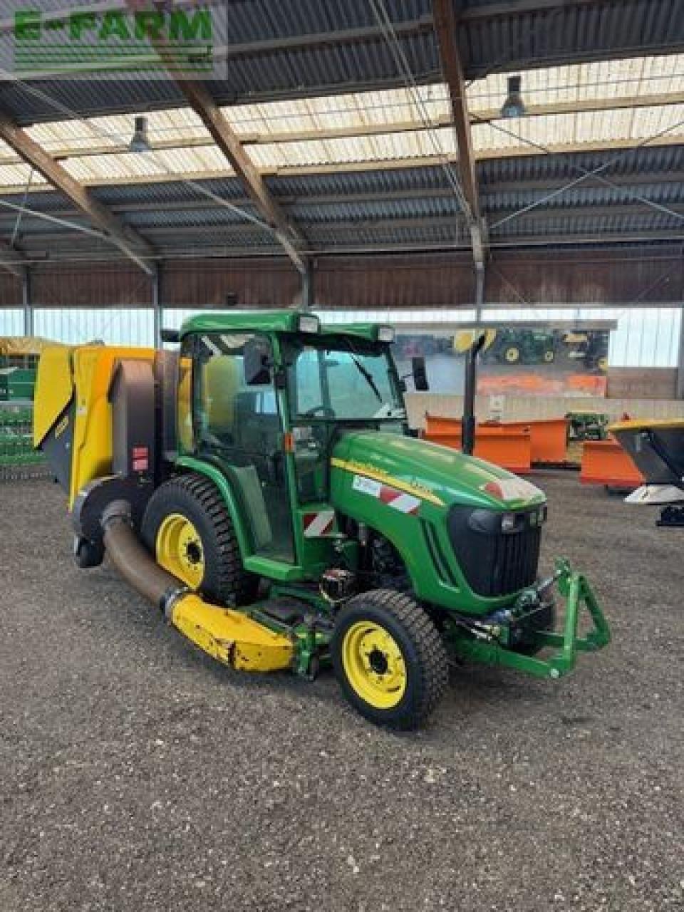 Traktor от тип John Deere 3720, Gebrauchtmaschine в SALZBURG (Снимка 1)
