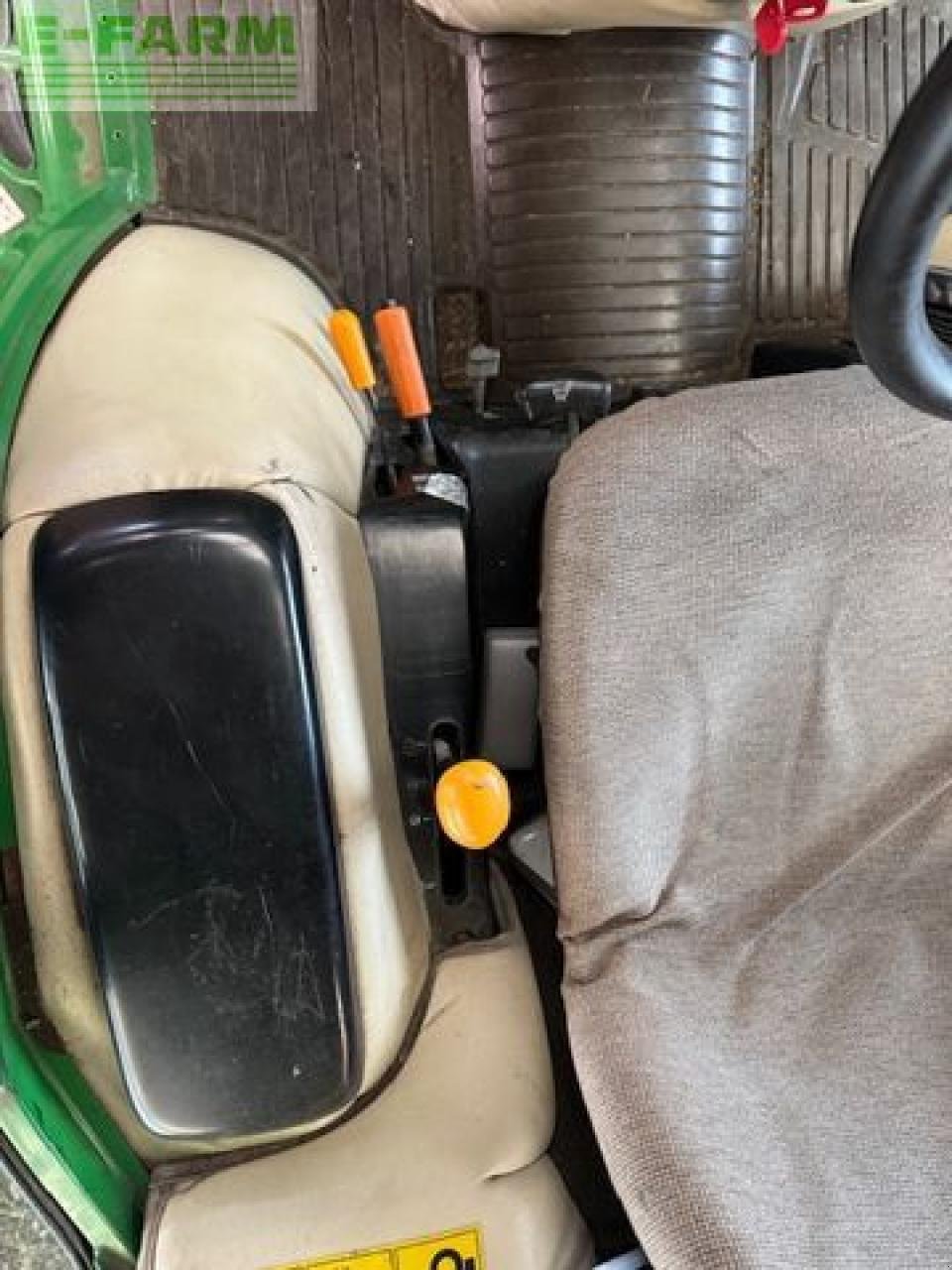 Traktor от тип John Deere 3720, Gebrauchtmaschine в SALZBURG (Снимка 11)