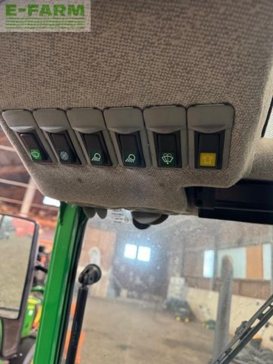 Traktor от тип John Deere 3720, Gebrauchtmaschine в SALZBURG (Снимка 17)