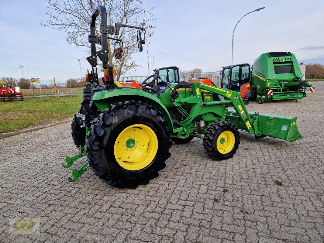Traktor of the type John Deere 4052M mit Frontlader, Gebrauchtmaschine in Schenkenberg (Picture 4)