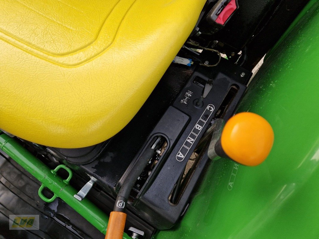 Traktor of the type John Deere 4052M mit Frontlader, Gebrauchtmaschine in Schenkenberg (Picture 11)