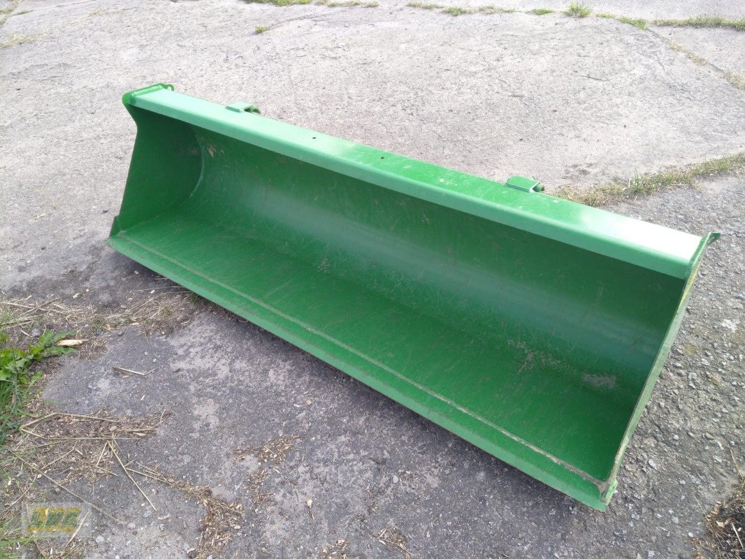 Traktor of the type John Deere 4052M mit Frontlader, Gebrauchtmaschine in Schenkenberg (Picture 21)