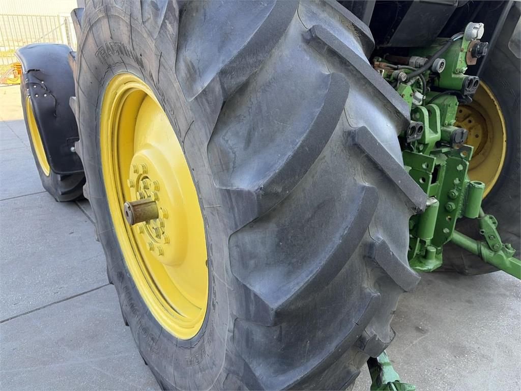 Traktor del tipo John Deere 4055, Gebrauchtmaschine In Bant (Immagine 11)