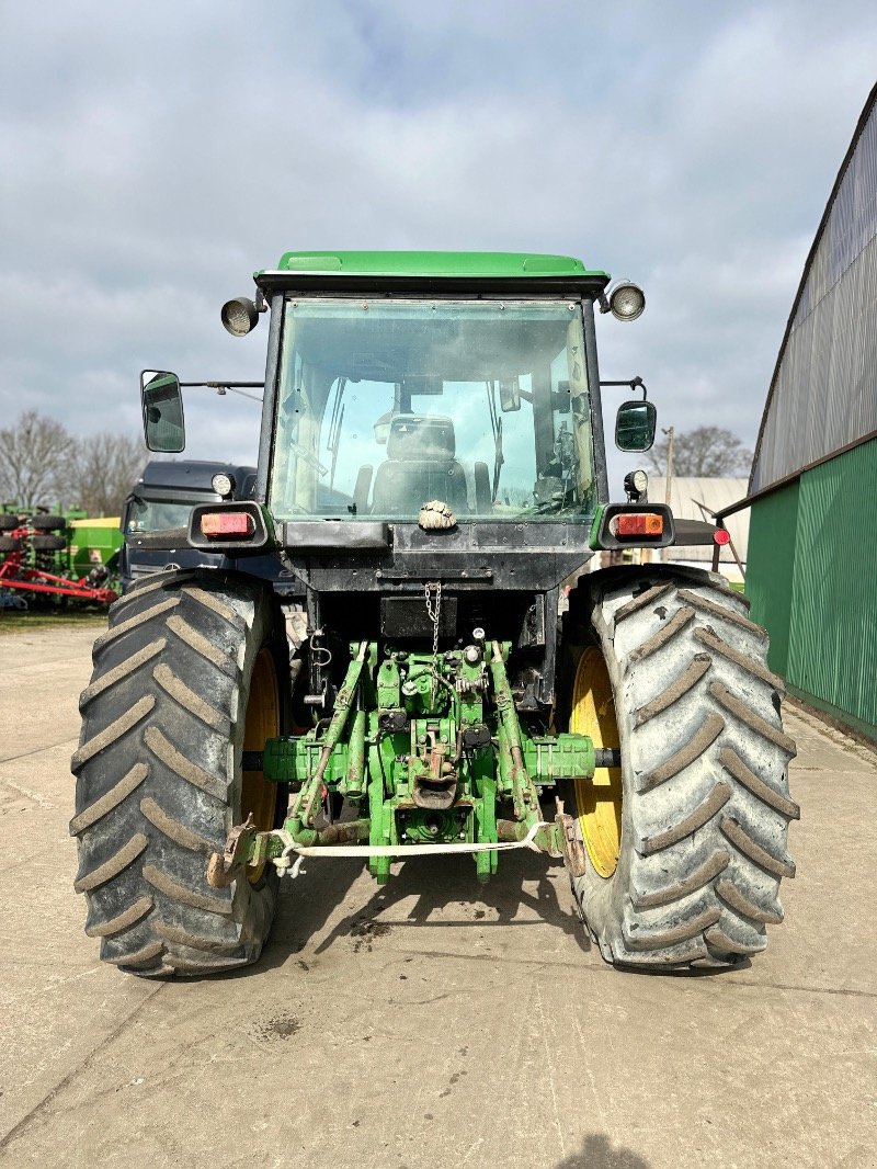Traktor typu John Deere 4055, Gebrauchtmaschine v Liebenwalde (Obrázek 10)