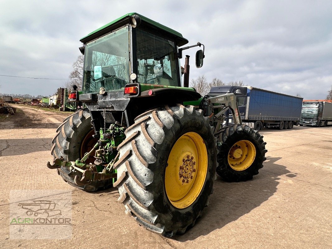 Traktor des Typs John Deere 4055, Gebrauchtmaschine in Liebenwalde (Bild 9)