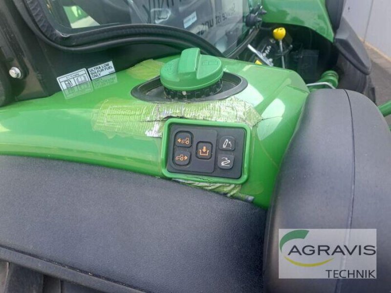 Traktor typu John Deere 4066 R, Gebrauchtmaschine v Melle-Wellingholzhausen (Obrázek 10)