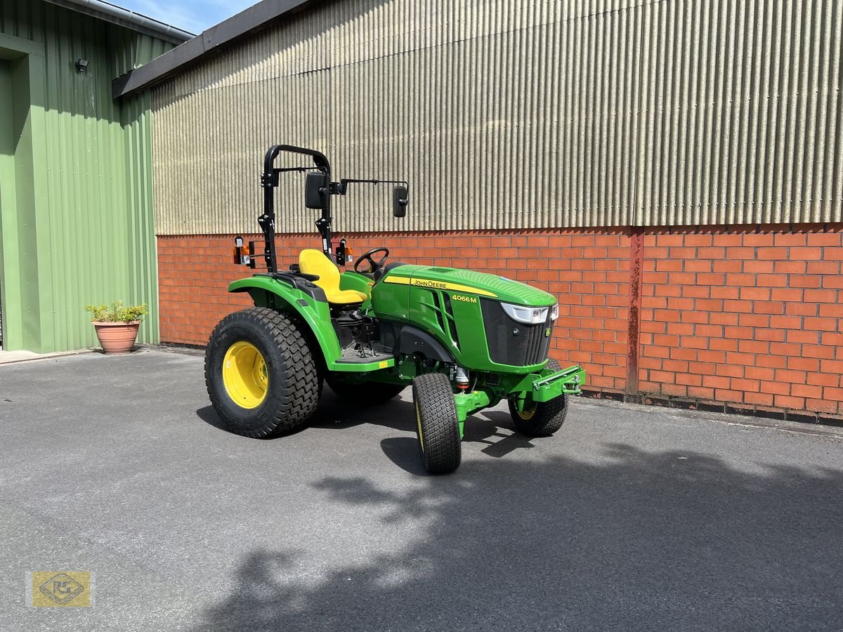 Traktor des Typs John Deere 4066M, Neumaschine in Beelen (Bild 9)