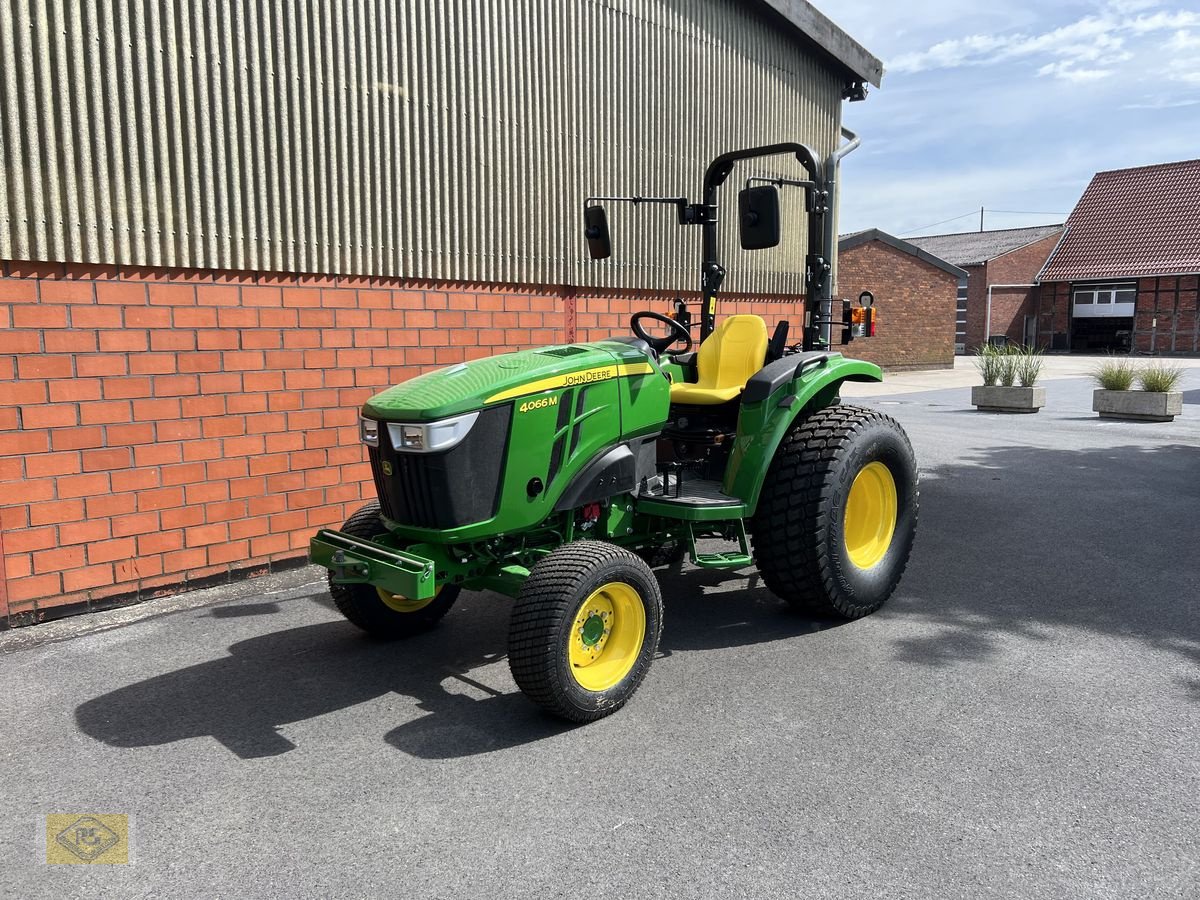 Traktor a típus John Deere 4066M, Neumaschine ekkor: Beelen (Kép 4)