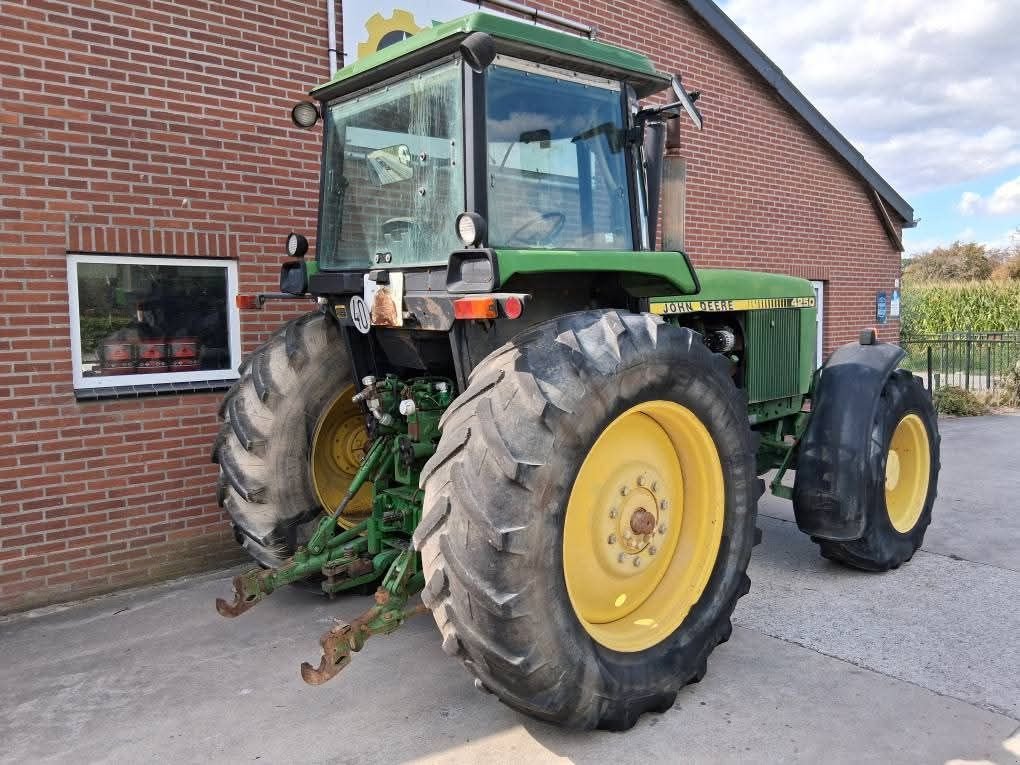Traktor des Typs John Deere 4250, Gebrauchtmaschine in Meijel (Bild 9)