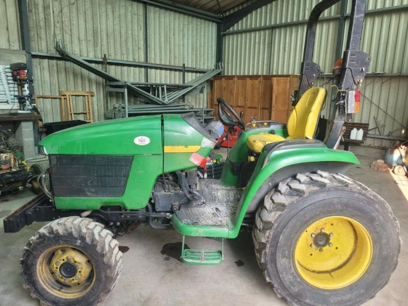 Traktor a típus John Deere 4310, Gebrauchtmaschine ekkor: BRAY en Val (Kép 1)