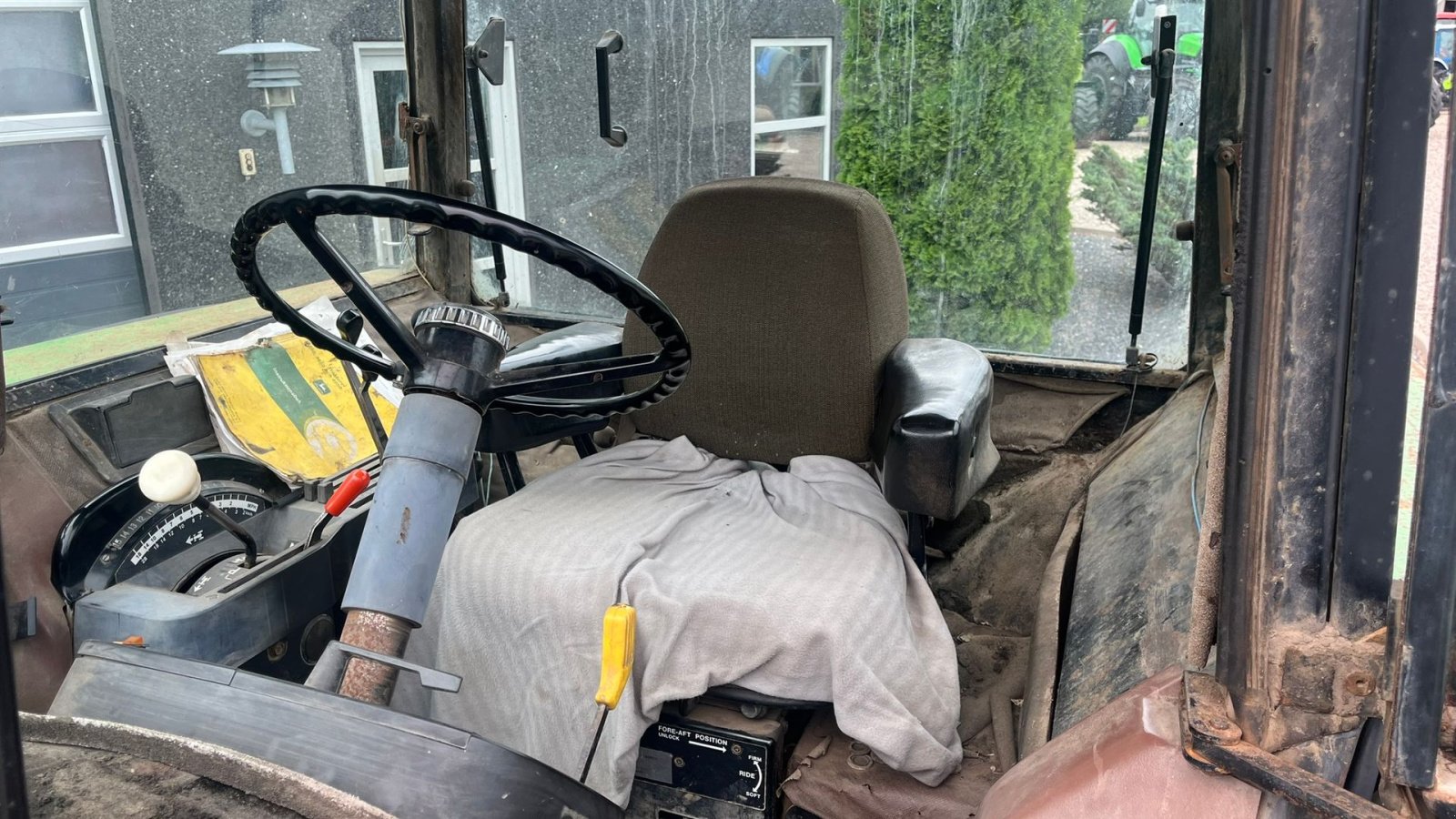 Traktor typu John Deere 4450 med 7,6L motor, Gebrauchtmaschine v Lintrup (Obrázek 5)