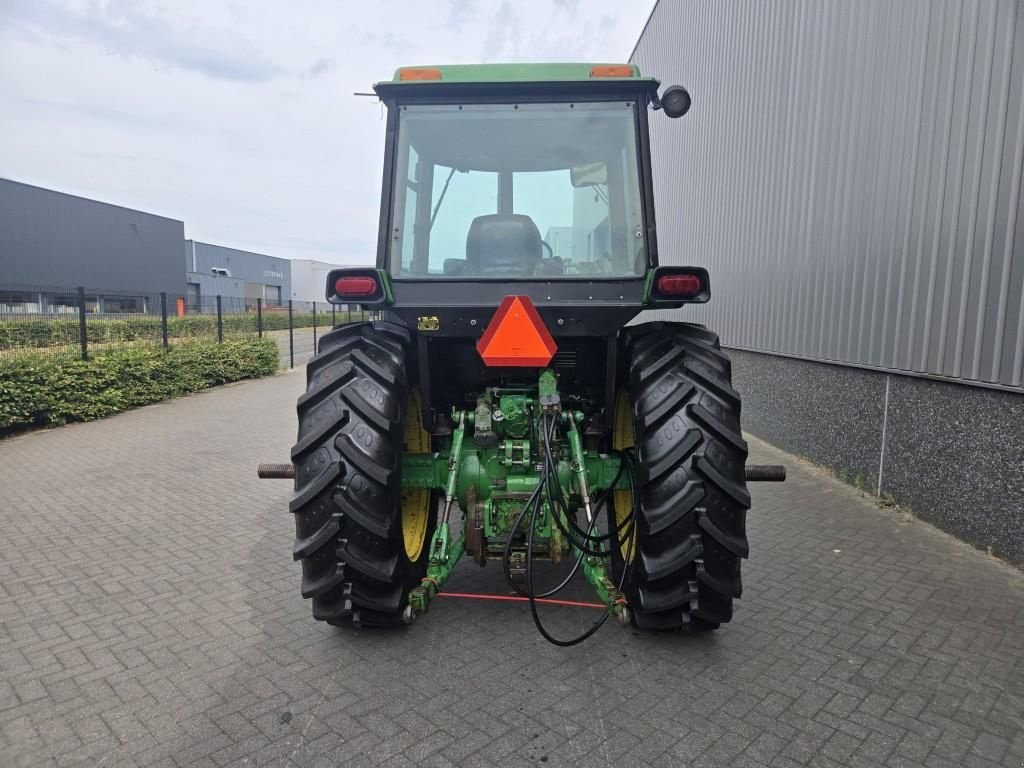 Traktor of the type John Deere 4450, Gebrauchtmaschine in Deurne (Picture 4)