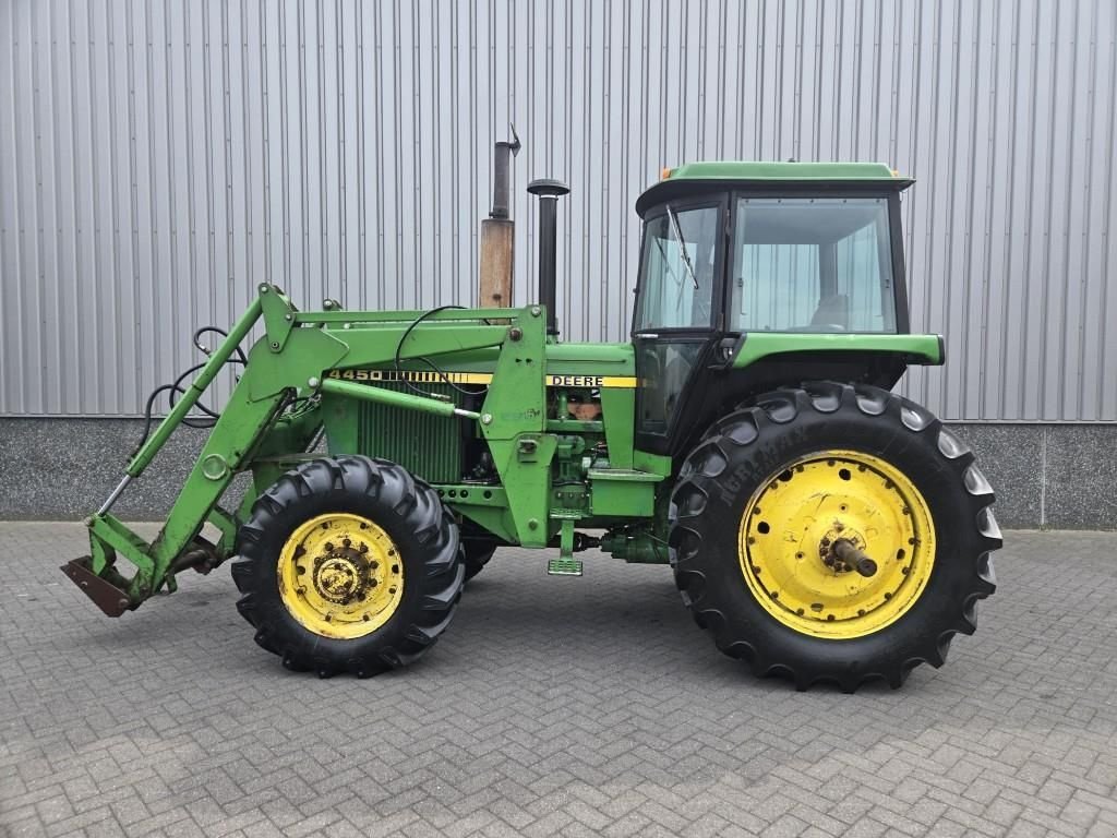 Traktor of the type John Deere 4450, Gebrauchtmaschine in Deurne (Picture 2)