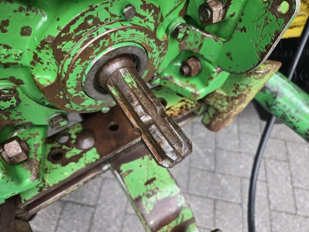 Traktor of the type John Deere 4450, Gebrauchtmaschine in Deurne (Picture 6)