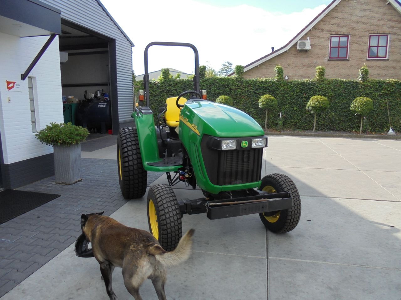 Traktor of the type John Deere 4520, Gebrauchtmaschine in Hedel (Picture 6)