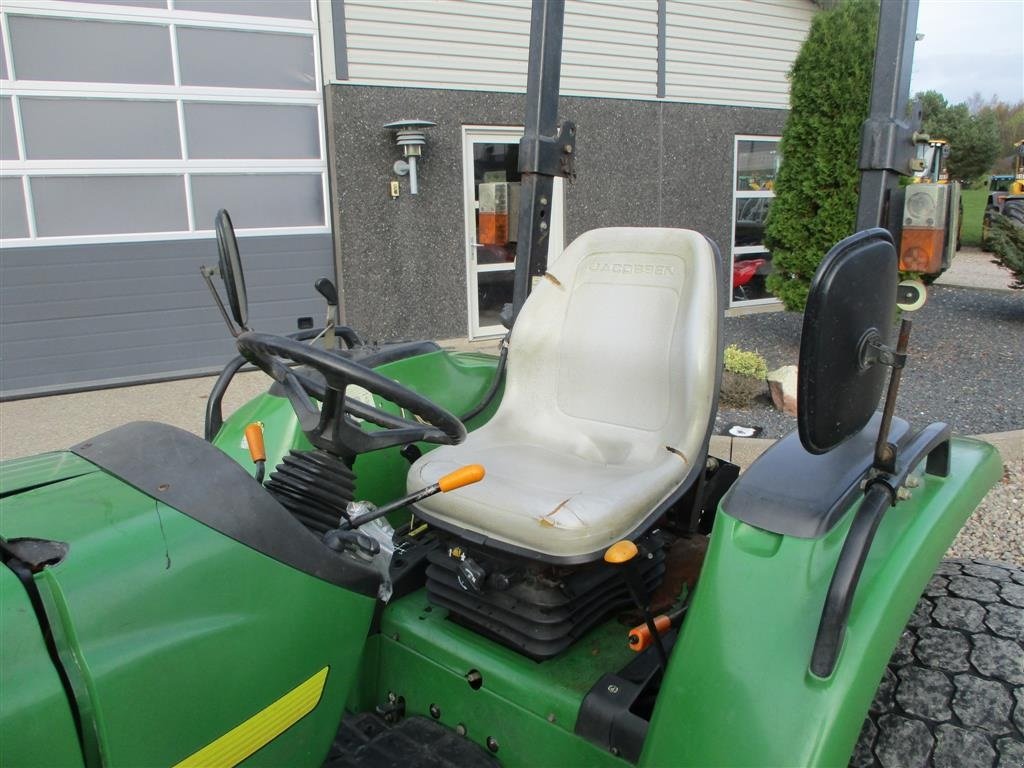 Traktor типа John Deere 4600 Med Græshjul, Gebrauchtmaschine в Lintrup (Фотография 7)