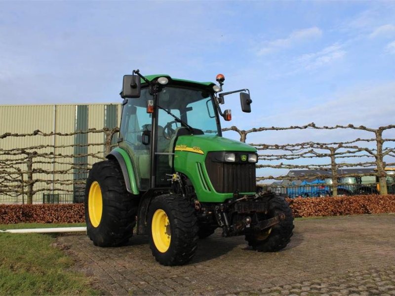 Traktor of the type John Deere 4720, Gebrauchtmaschine in Bant (Picture 1)