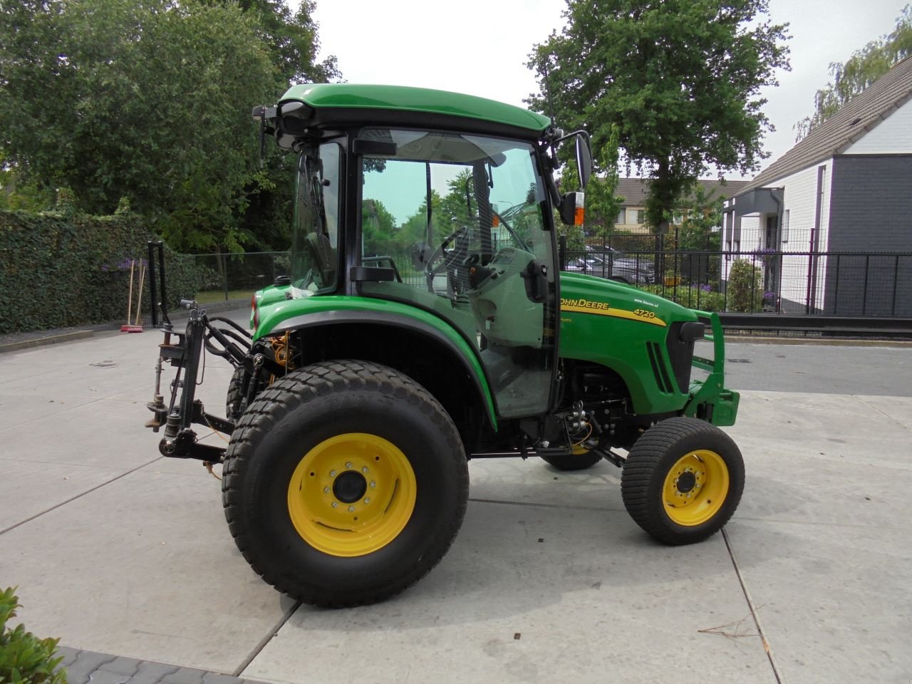 Traktor от тип John Deere 4720, Gebrauchtmaschine в Hedel (Снимка 2)