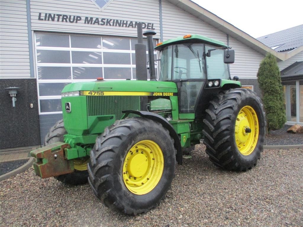 Traktor типа John Deere 4755 En rigtig kraftkarl med den store 7,6L motor, Gebrauchtmaschine в Lintrup (Фотография 2)