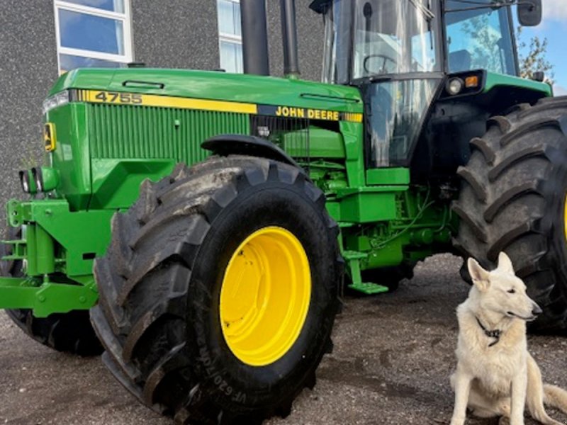 Traktor des Typs John Deere 4755 MED FRONTLIFT, LUFTANLÆG, NYE DÆK FOR, Gebrauchtmaschine in Dronninglund (Bild 1)